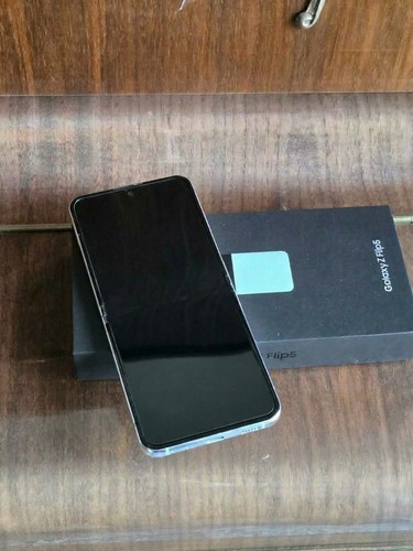 Samsung galaxy flip 512gb - z,